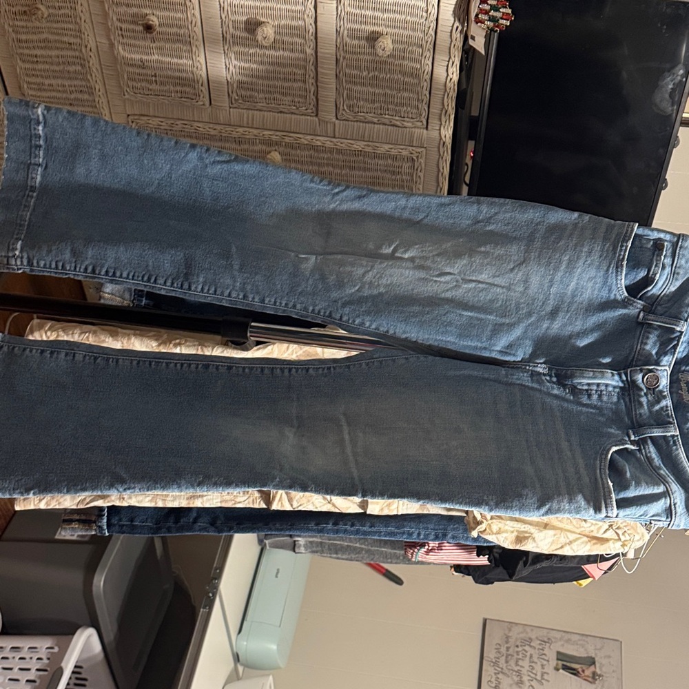 Wrangler Women's Flare Jeans in Blue